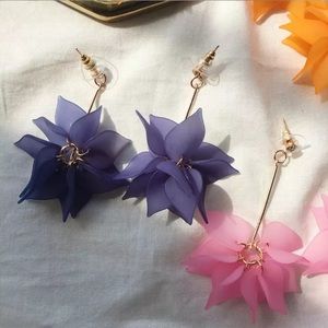 ✨2 /$10✨Lotus Flowers Petals Earrings